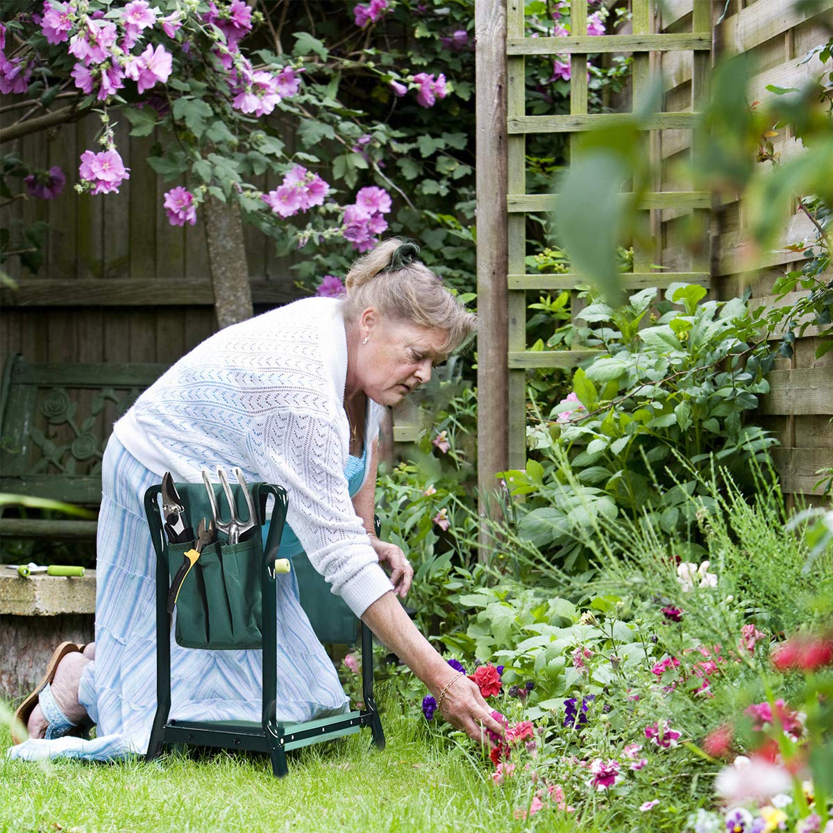 OFFICEJOY 2-in-1 Garden Kneeler & Seat – Foldable with Tool Pouch